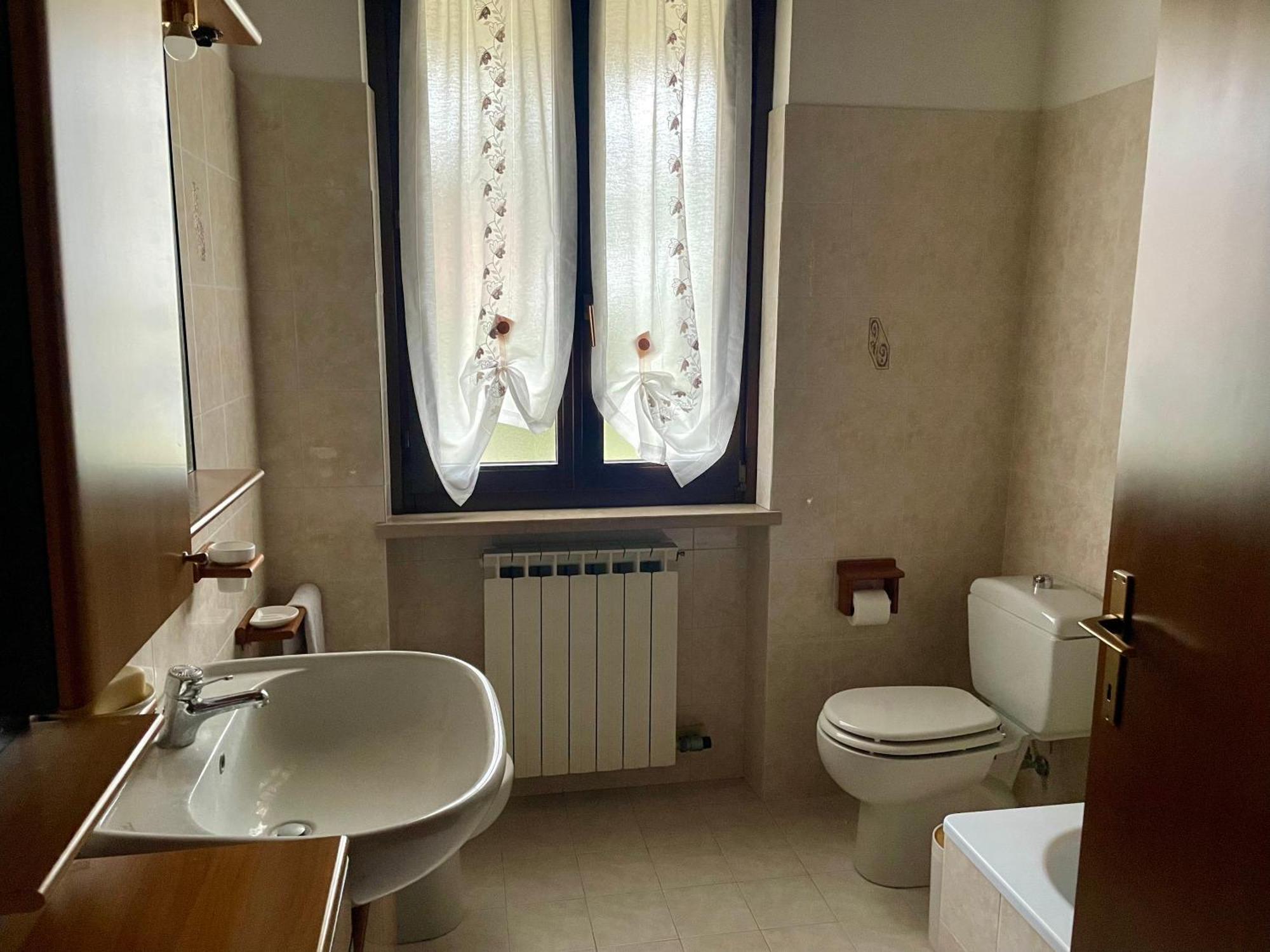 Casa Giulia Villa มอนซามบาโน ภายนอก รูปภาพ
