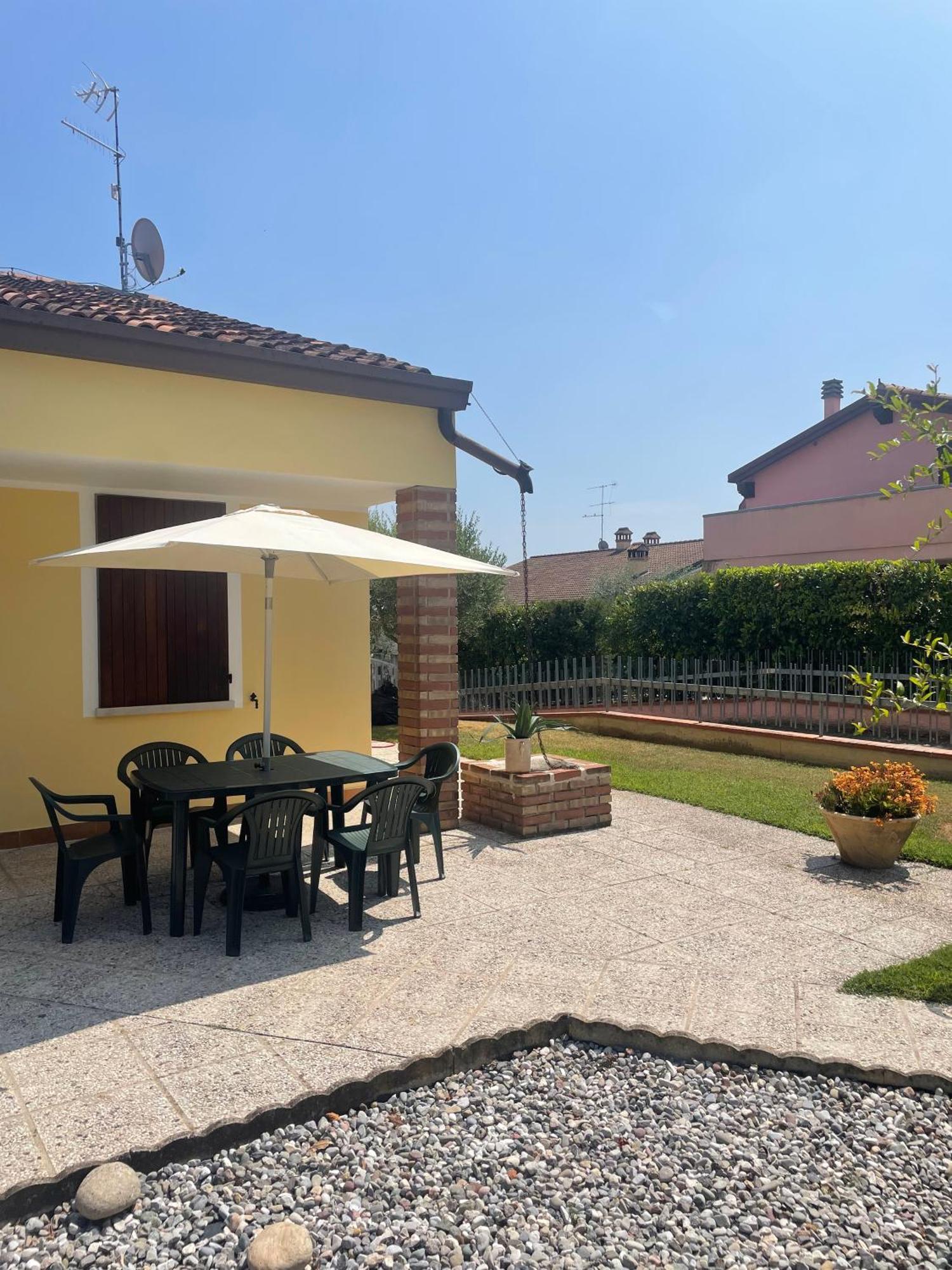 Casa Giulia Villa มอนซามบาโน ภายนอก รูปภาพ